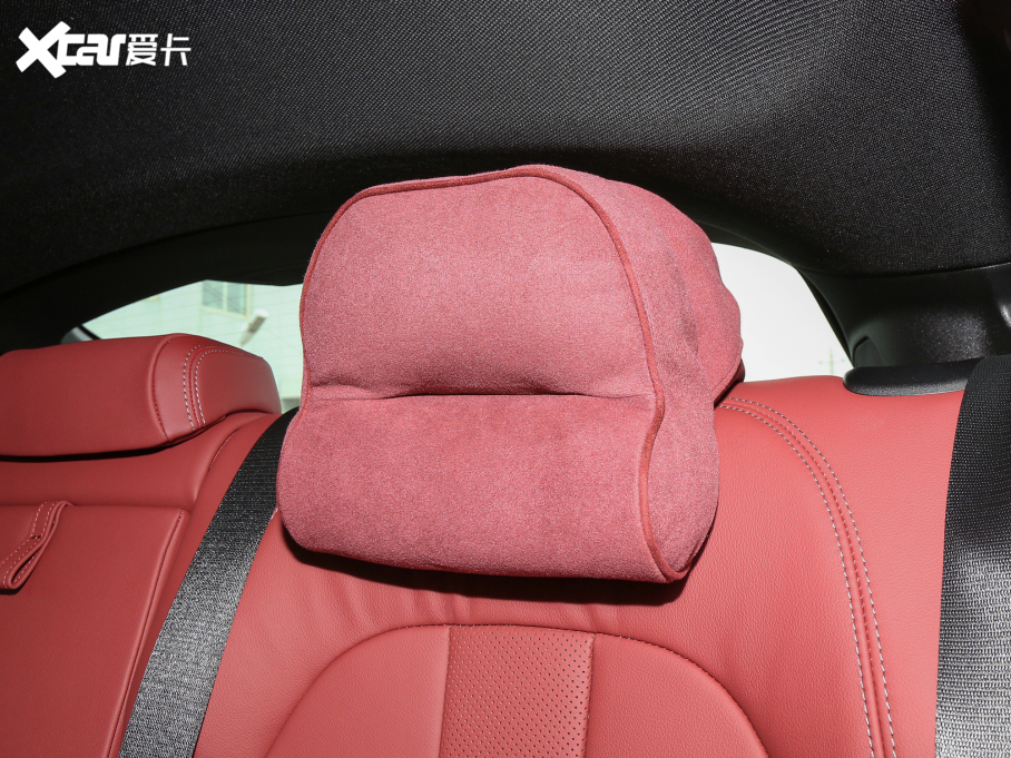 2022RX6 Ŀ xDrive40i  M\b