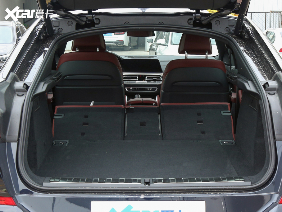 2022RX6 Ŀ xDrive40i  M\b