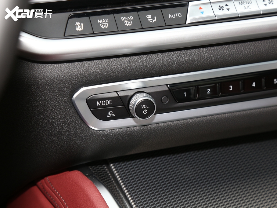 2022RX6 Ŀ xDrive40i  M\b