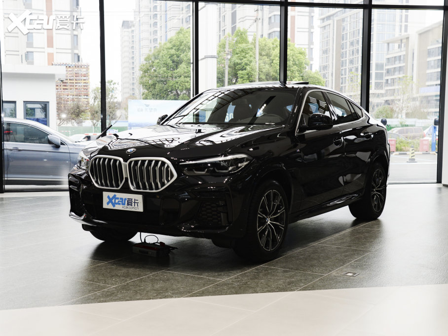 2022RX6 Ŀ xDrive30i M\b