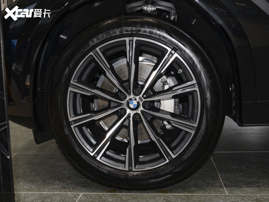 2022RX6 Ŀ xDrive30i M\b