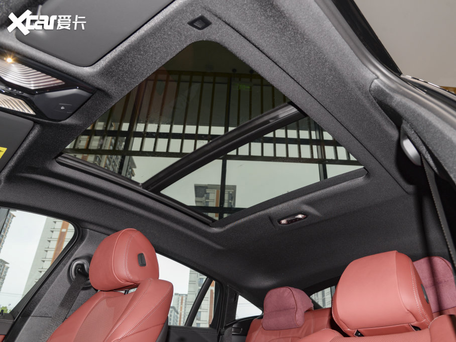 2022RX6 Ŀ xDrive30i M\b