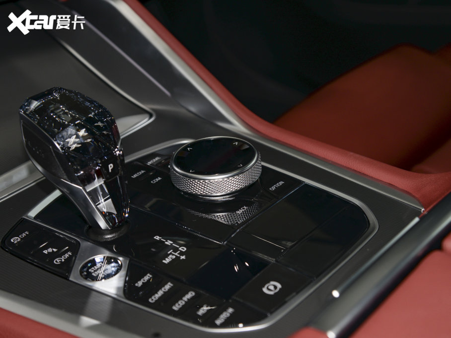 2022RX6 Ŀ xDrive30i M\b