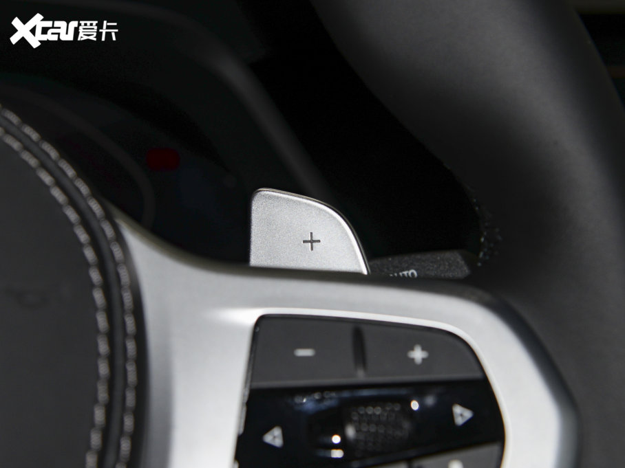 2022RX6 Ŀ xDrive30i M\b