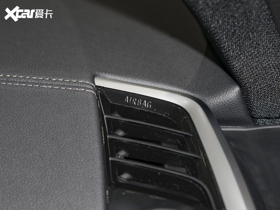 2022RX6 Ŀ xDrive30i M\b