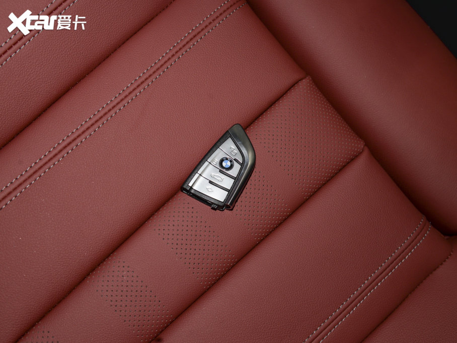 2022RX6 Ŀ xDrive30i M\b