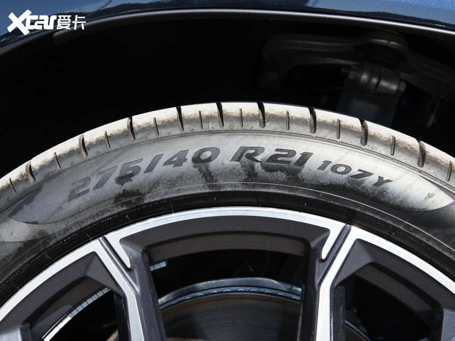 2022RX6 Ŀ xDrive40i M\b