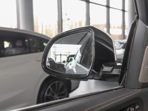 2022xDrive40i  M\b (ji)^