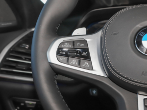 2022xDrive40i  M\b п؅^(q)