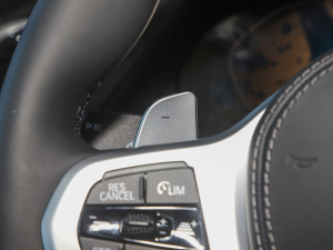 2022xDrive40i  M\b п؅^(q)