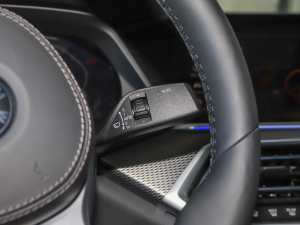 2022xDrive40i  M\b п؅^(q)