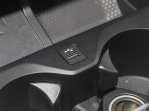 2022xDrive40i  M\b п؅^(q)