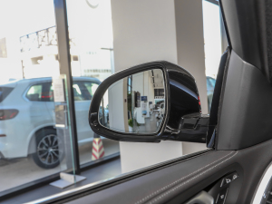 2022xDrive30i M\b (ji)^