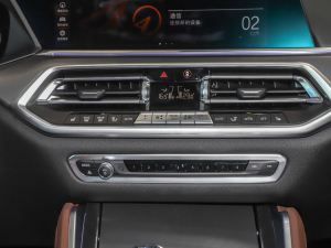 2022xDrive30i M\b п؅^