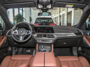 2022xDrive30i M\b п؅^