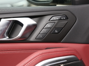 2022Ŀ xDrive40i  M\b g