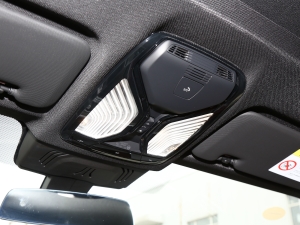 2022Ŀ xDrive40i  M\b п؅^