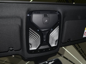 2022Ŀ xDrive30i M\(yn)(dng)b п؅^(q)