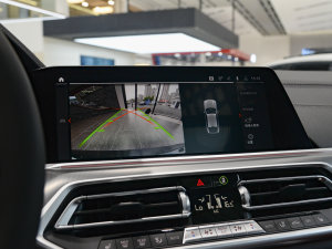 2022Ŀ xDrive30i M\b п؅^