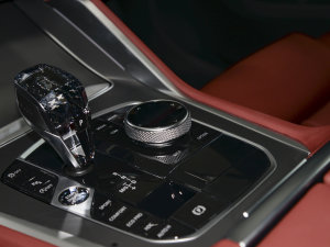 2022Ŀ xDrive30i M\b п؅^