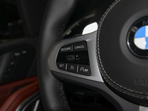 2022Ŀ xDrive30i M\b п؅^