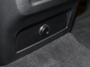 2022Ŀ xDrive30i M\b п؅^