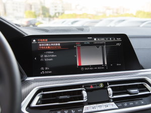 2022Ŀ xDrive40i M\b п؅^