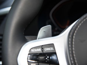 2022Ŀ xDrive40i M\b п؅^