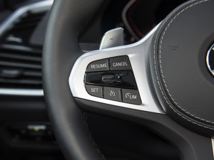 2022Ŀ xDrive40i M\b п؅^