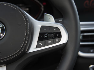 2022Ŀ xDrive40i M\b п؅^