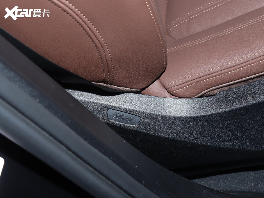 2022RX5(M(jn)) xDrive30i M\(yn)(dng)b