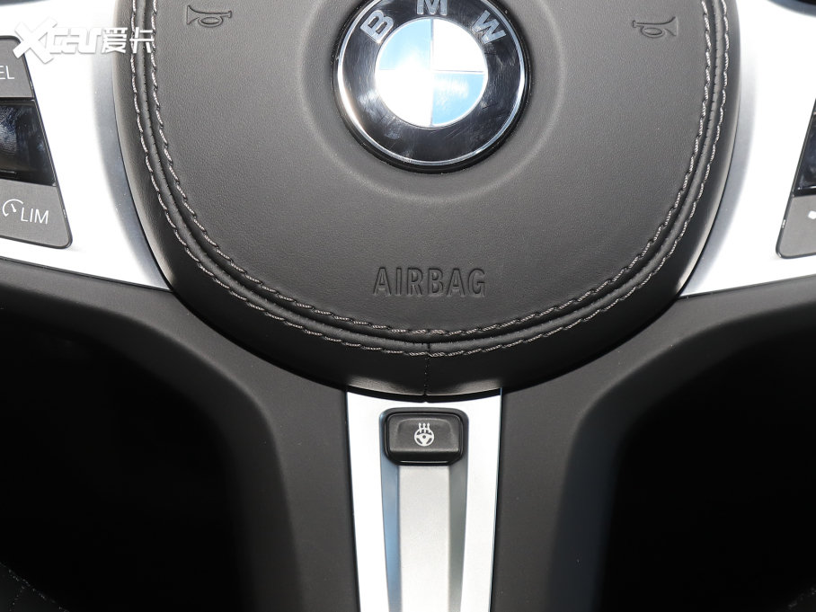 2022RX5(M) xDrive30i M\b