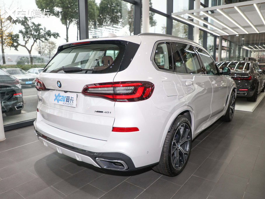 2022RX5(M) xDrive40i  M\b