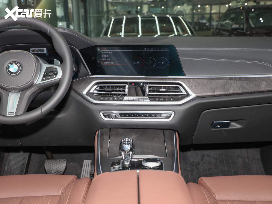 2022RX5(M) xDrive40i  M\b