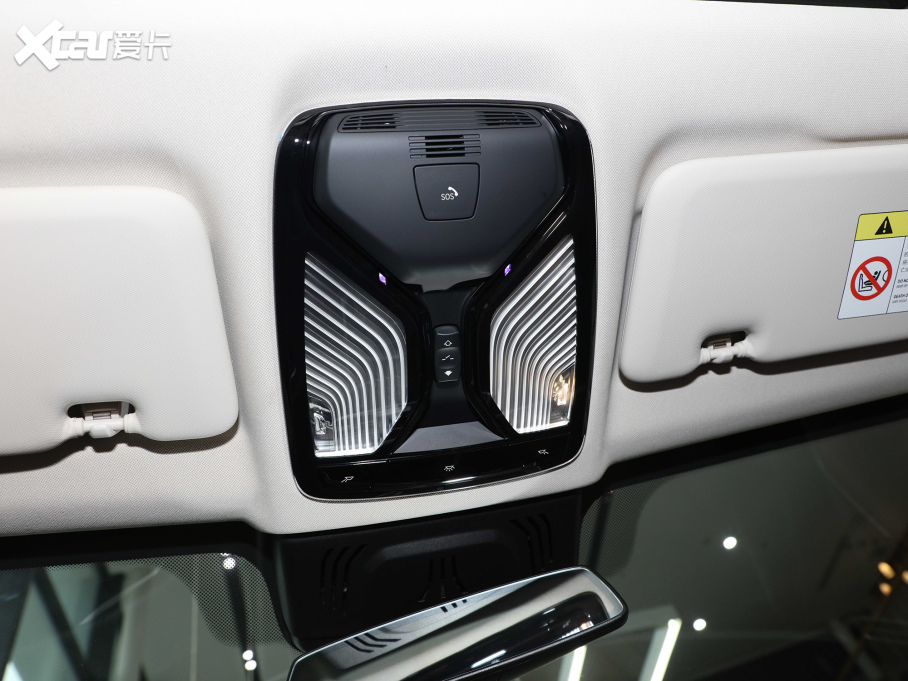 2022RX5(M) xDrive40i  M\b