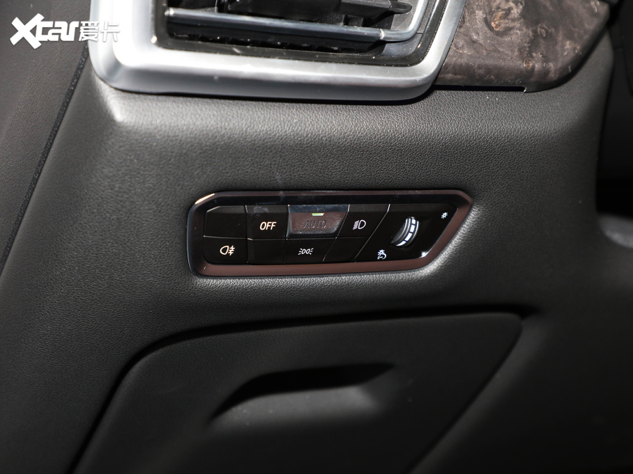 2022RX5(M) xDrive40i  M\b