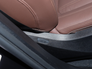 2022xDrive30i M\b п؅^