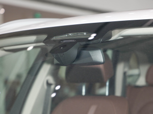 2022xDrive40i  M\b ^