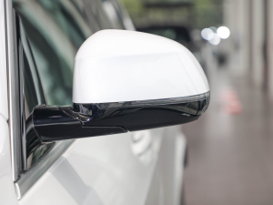 2022xDrive40i  M\b ^