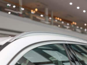 2022xDrive40i  M\b ^