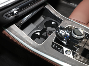 2022xDrive40i  M\b ǰű