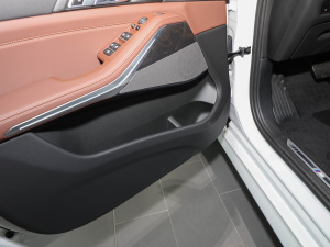 2022xDrive40i  M\b g