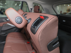 2022xDrive40i  M\b g