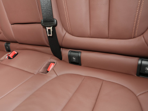 2022xDrive40i  M\b g