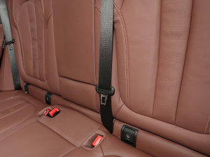 2022xDrive40i  M\b g