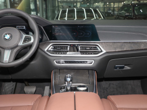 2022xDrive40i  M\b п_