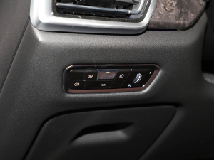 2022xDrive40i  M\b п؅^