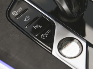 2022xDrive40i M\(yn)(dng)b п؅^(q)