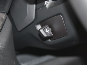 2022xDrive40i M\b п؅^(q)