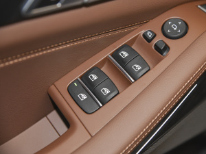 2022xDrive40i M\b п؅^(q)